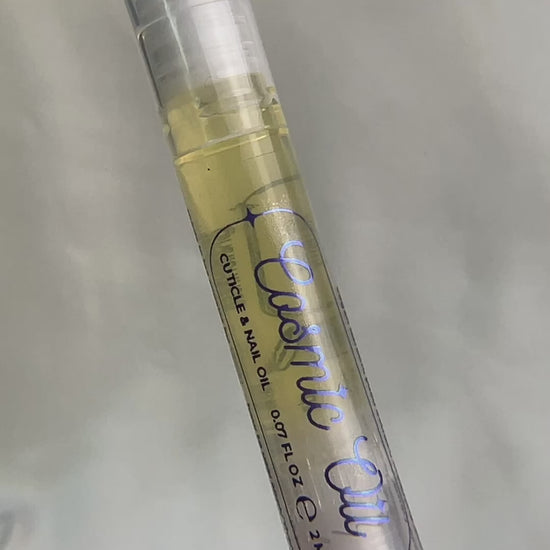 Product video of Alchemy cuticle oil pen